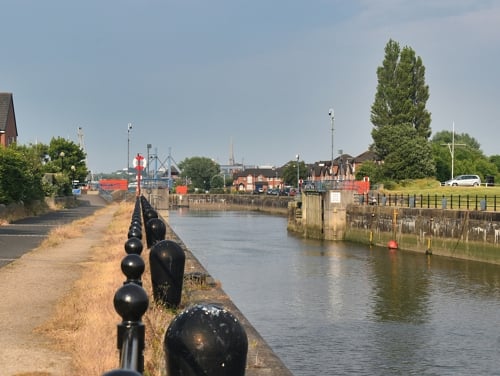 A quiet canal in Preston in the sun