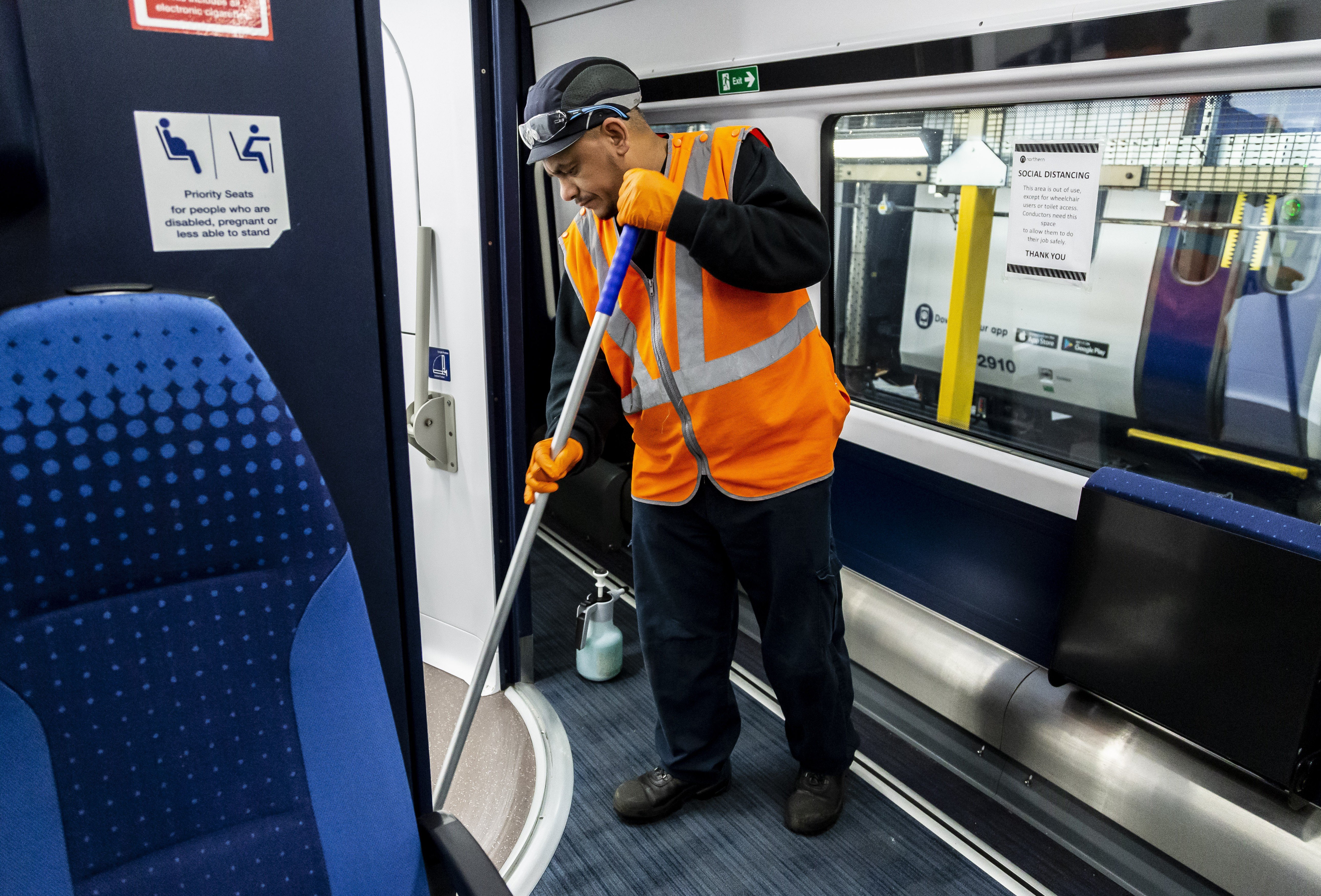 cleaning-at-neville-hill-depot-3