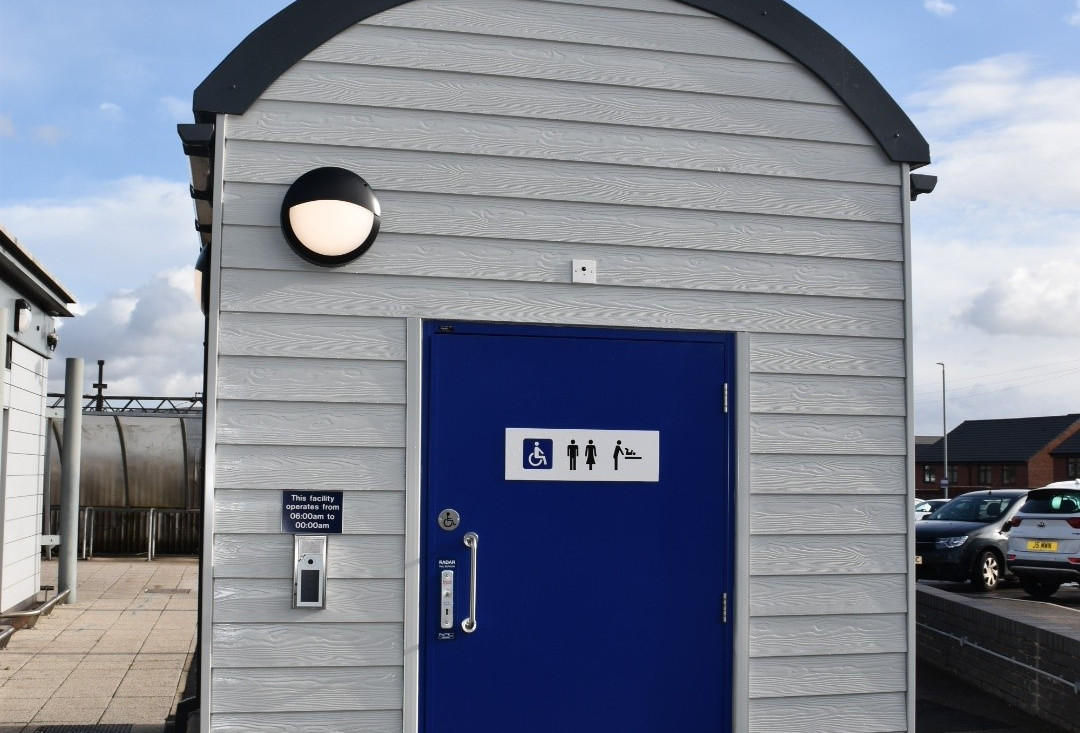 new-toilet-pod-exterior