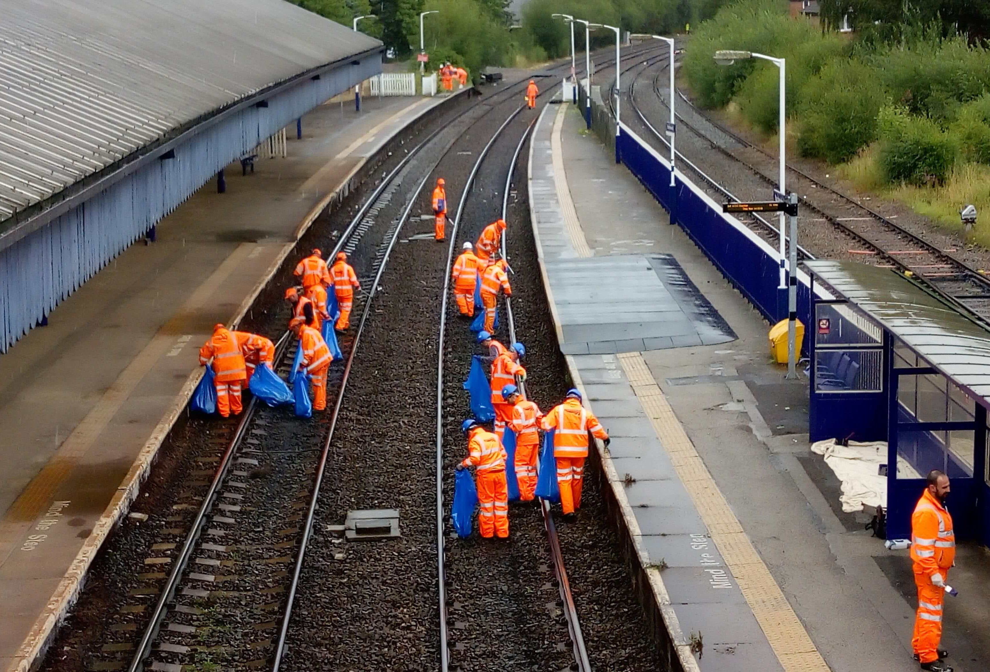 northwich-volunteer-day-1-august-2017-9