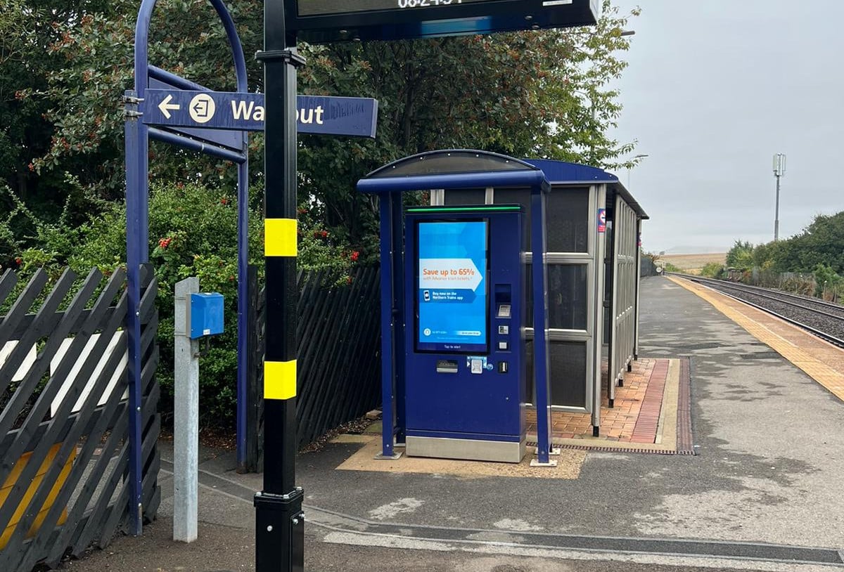 this-image-shows-one-of-the-new-white-led-screens-which-are-being-installed-at-northern-stations