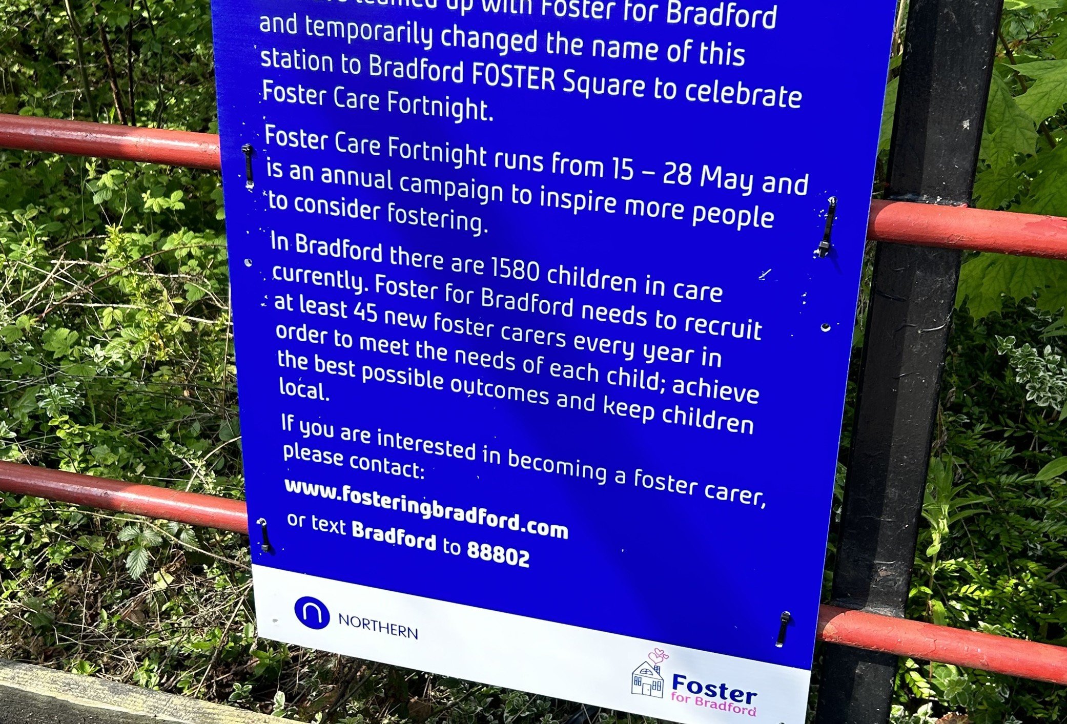 this-image-shows-the-temporary-signage-change-from-bradfor-forster-square-to-bradford-foster-square-2