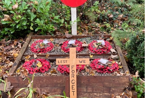 westhoughton-poppy-display