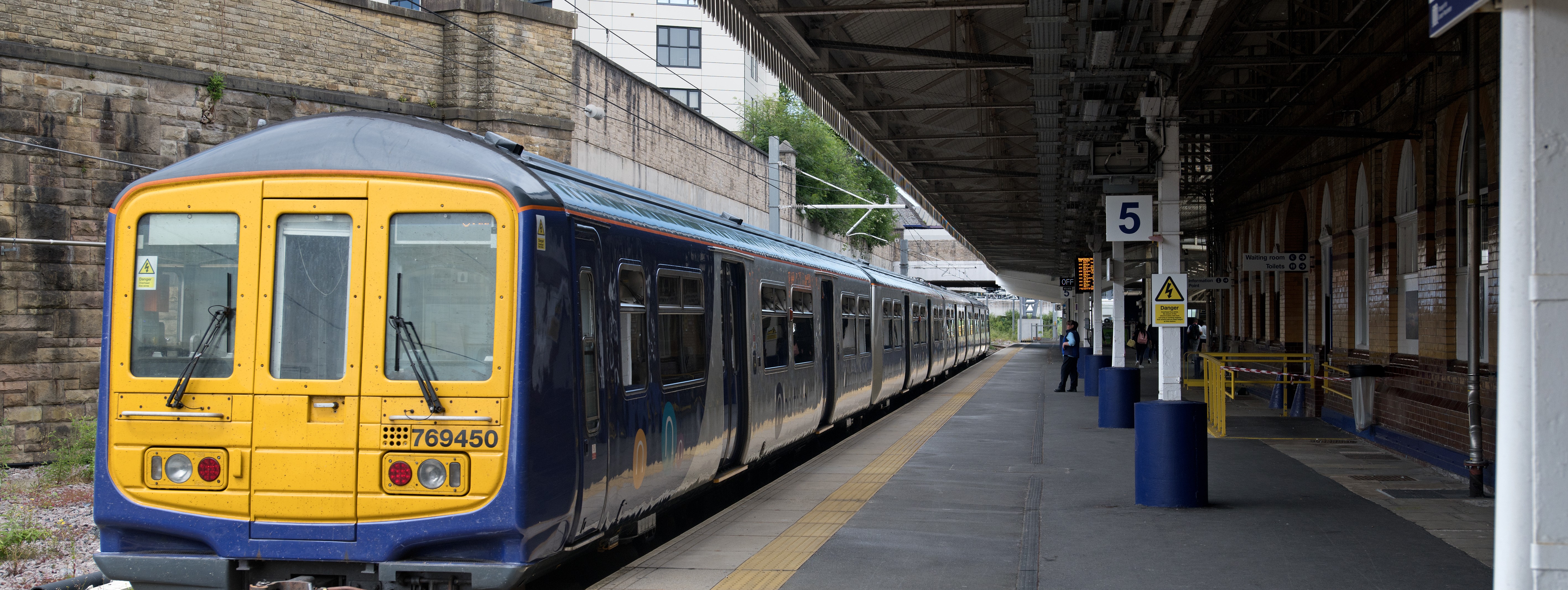 a-northern-train-waits-at-platform-5-at-bolton-station