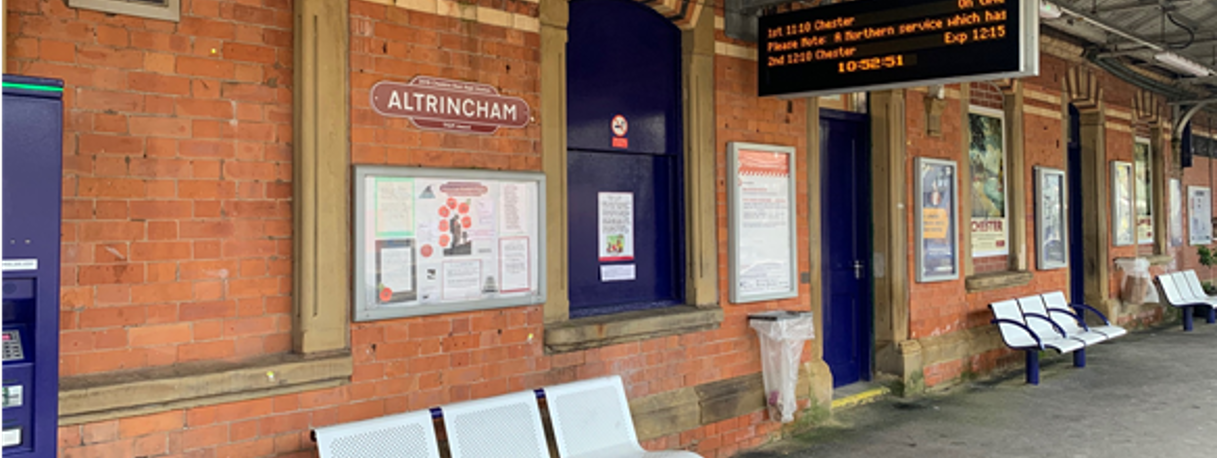 altrincham-station-which-is-set-to-have-a-community-hub-in-spring-2023