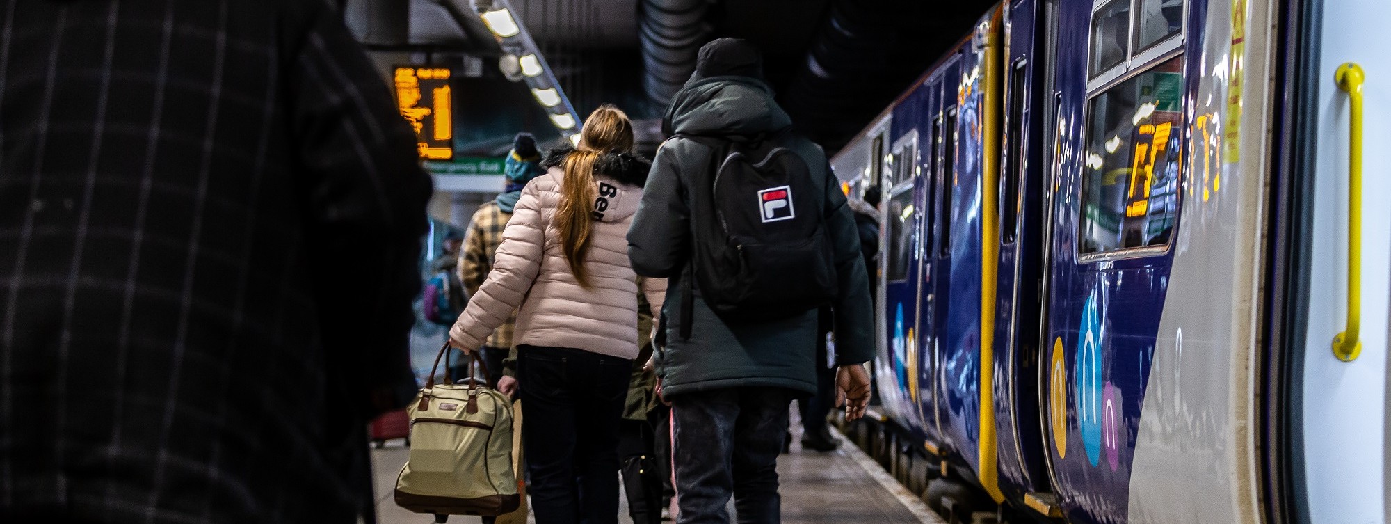 image-shows-customers-boarding-northern-service