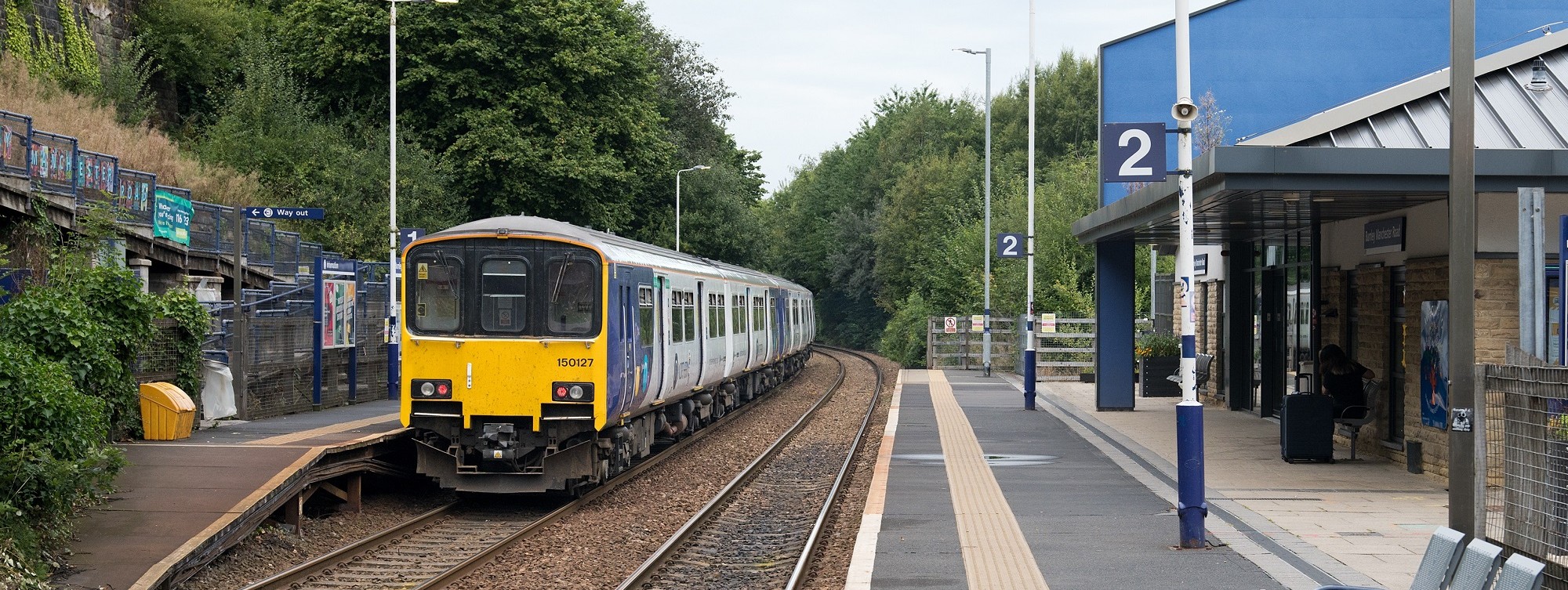 rmt-strikes-dnt-notice-december-2022-northern-train-at-station